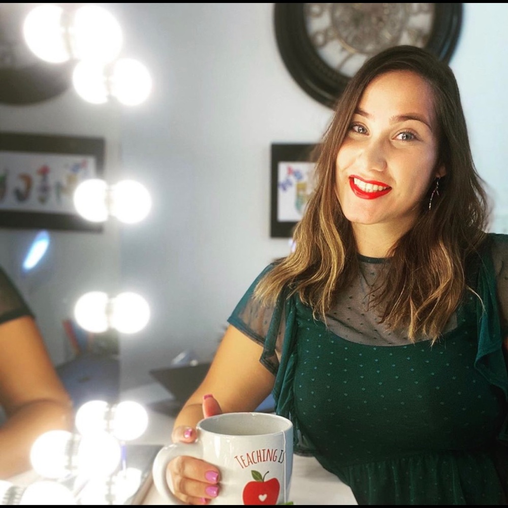 Meet your Posher, Aracely